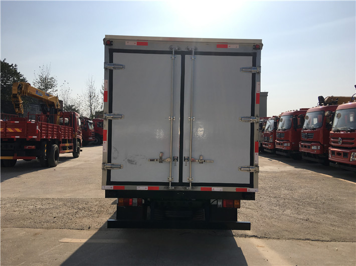 五十鈴600P（4.2米）冷藏車