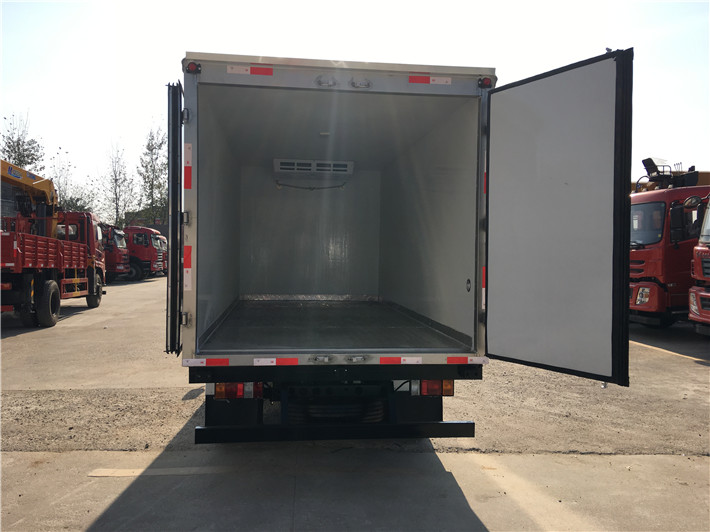 五十鈴600P（4.2米）冷藏車