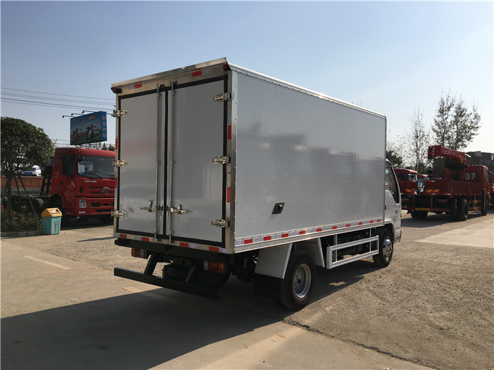 五十鈴600P（4.2米）冷藏車