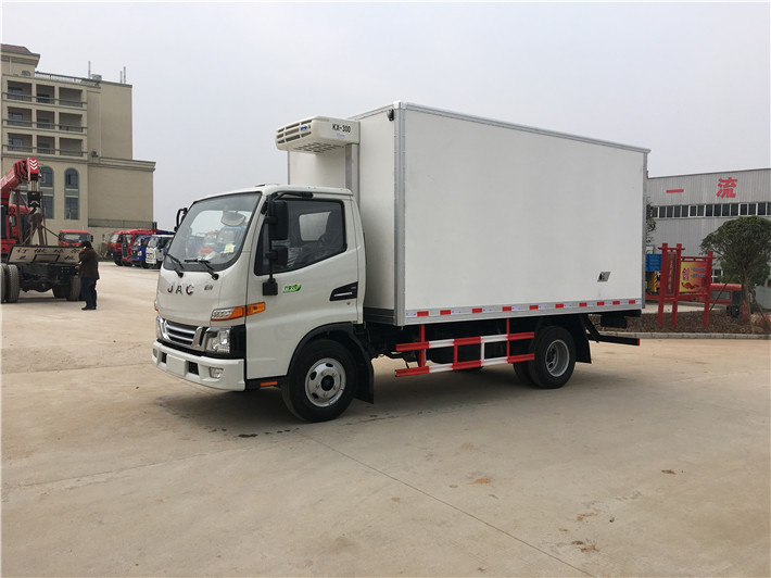 江淮駿鈴V5（4.2米）冷藏車