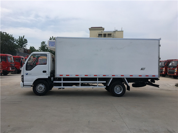 五十鈴600P（5.2米）冷藏車