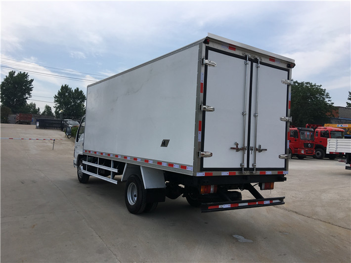 五十鈴600P（5.2米）冷藏車