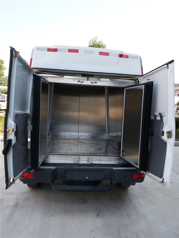 依維柯藥品運輸冷藏車