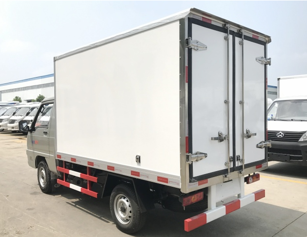 福田馭菱（2.9米）藥品冷藏車