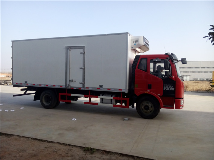 （國六）解放J6L 6米8冷藏車