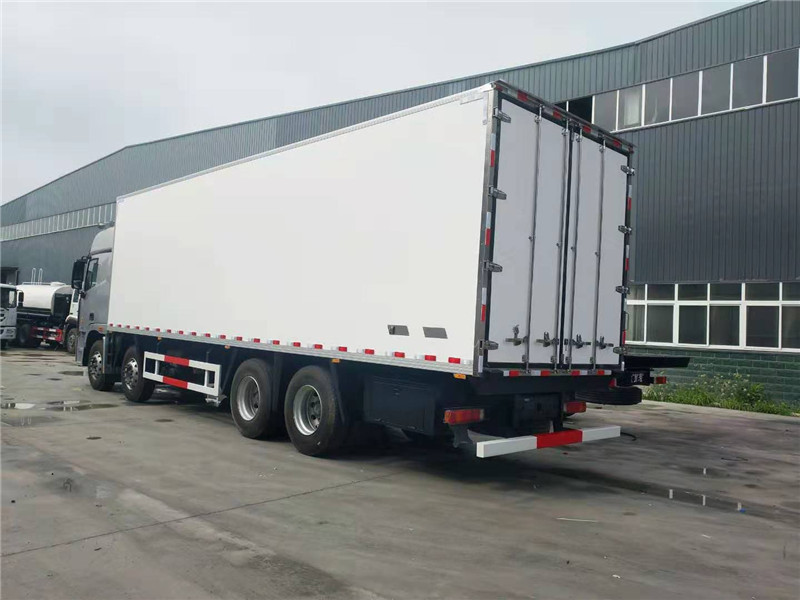 福田歐曼GTL 9.6米冷藏車