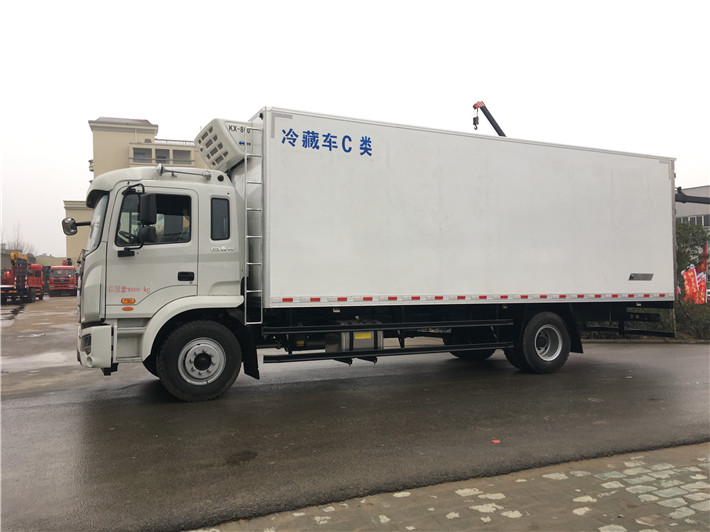 江淮格爾發(fā)6.8米冷藏車