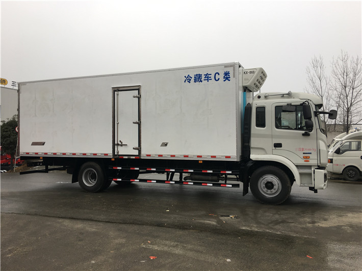 江淮格爾發(fā)6.8米冷藏車