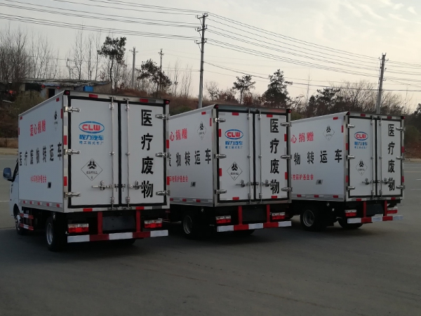 國六東風途逸醫(yī)療廢物轉運車